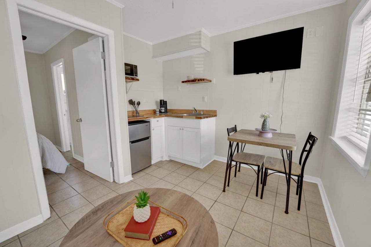 Sf Unit 3 - *Across From Beach - Spacious Kitchen/Living & Bdr Panama City Beach Bagian luar foto