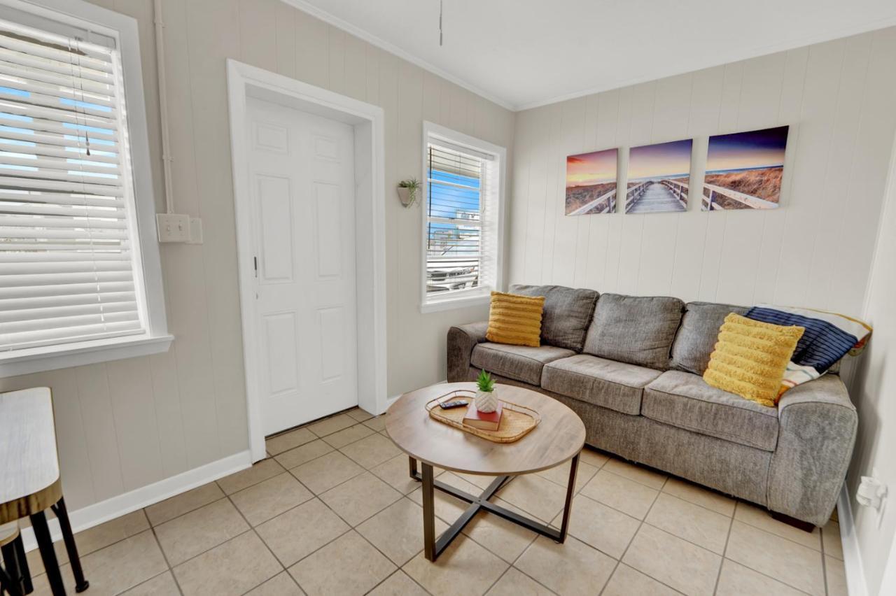 Sf Unit 3 - *Across From Beach - Spacious Kitchen/Living & Bdr Panama City Beach Bagian luar foto
